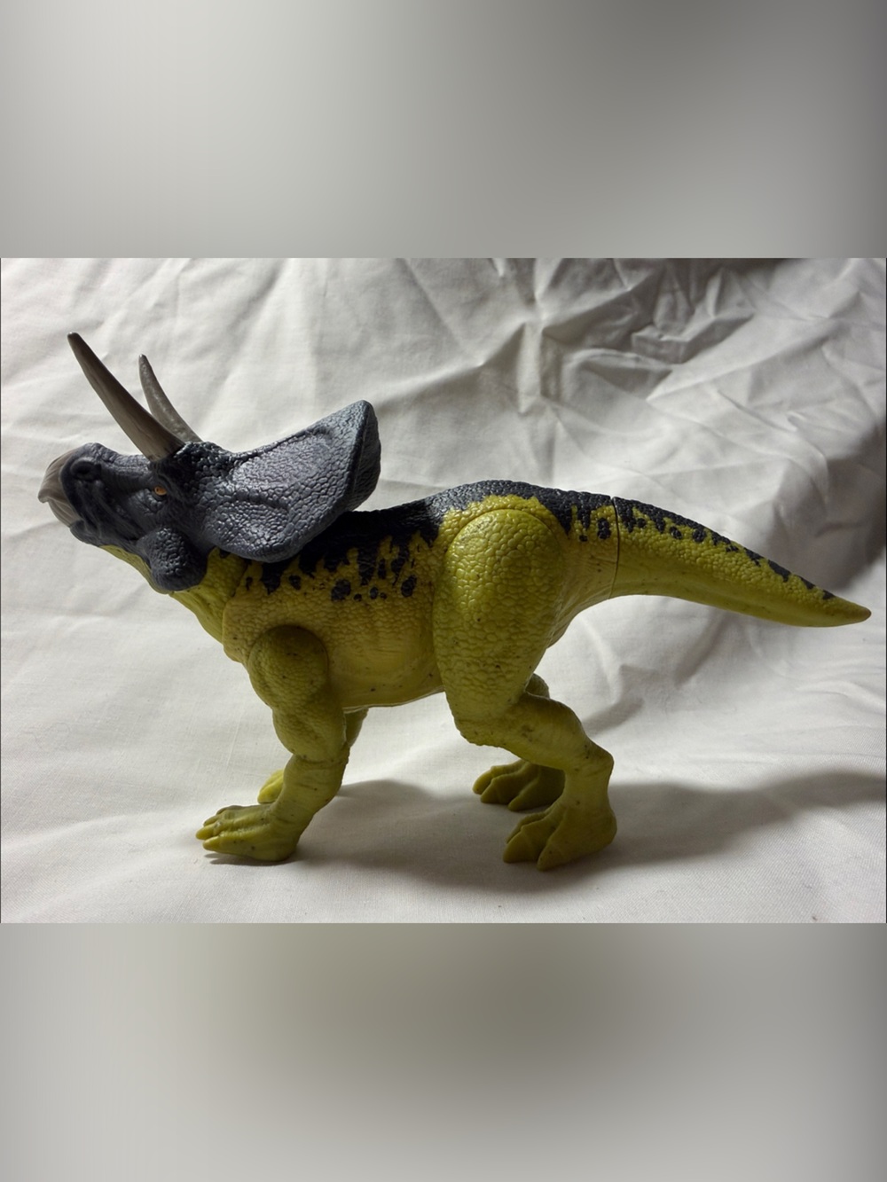 Unbranded Green and Black Triceratops Reptile Figure - Realistic Toy